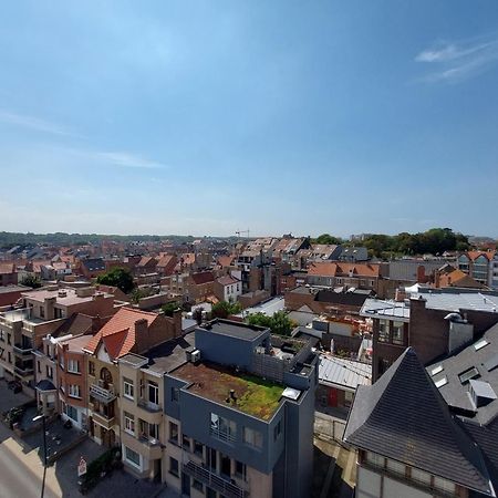 Depannemarkt De Panne Exterior foto
